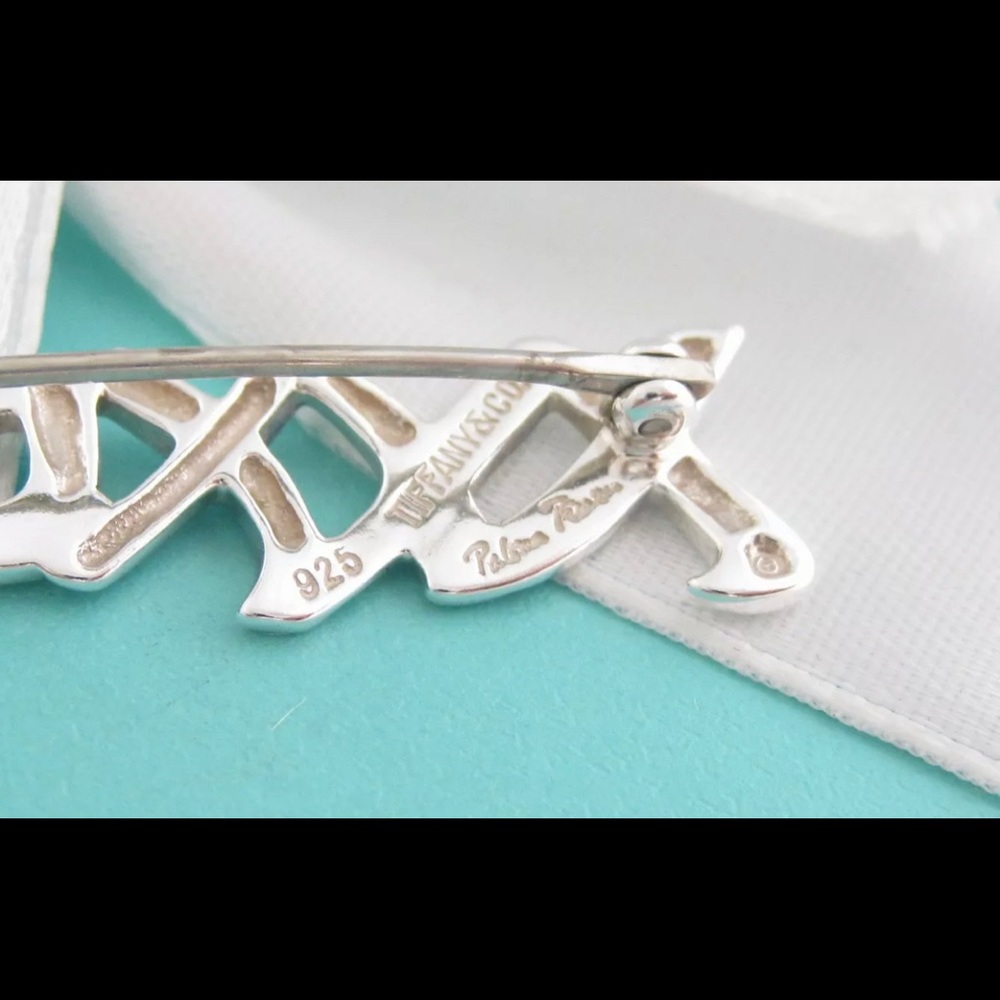 Retired Tiffany& Co. Paloma Picasso XO pin/Brooch/Large - Picture 8 of 8